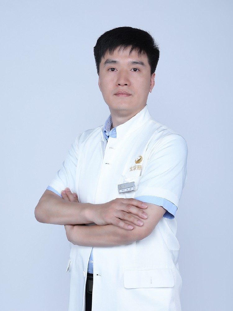 北京隆胸豐胸的醫(yī)生排名前五有哪些？